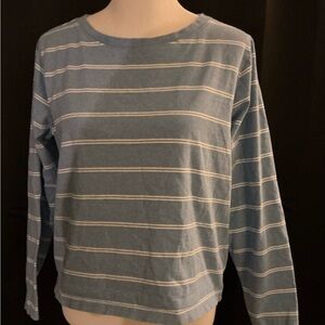 L.L. Bean Women's Blue and White Striped Long Sleeve Tee